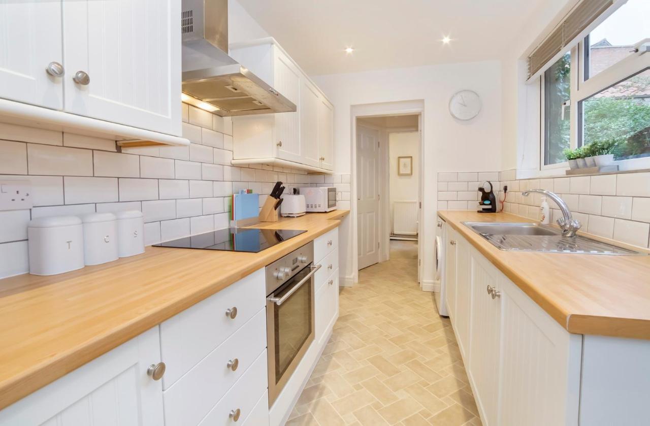 Historic House In The Heart Of Centre With Free Parking York